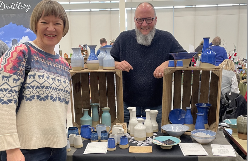 Lonn Landis makes beautiful ceramics in Neston